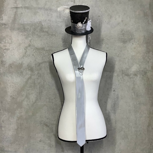 🌺 STEAMPUNK COSTUME MINI TOP HAT TIE CLIP SET COSPLAY GRAY SILVER BUNDLE PARTY - Picture 8 of 12